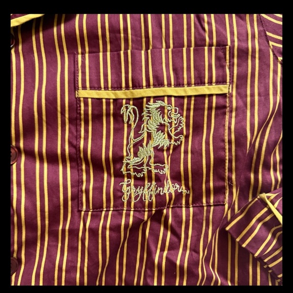 POTTERY BARN TEEN - New HARRY POTTER Gryffindor House  PAJAMA SET Size Medium - Picture 3 of 7